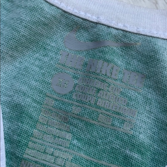 $13 or 3 for$26 Nike Tank- XS - Picture 3 of 4